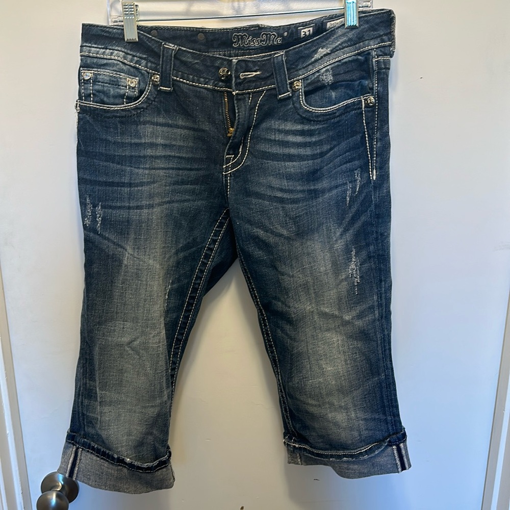 Miss Me Bermuda Cross Shorts Size 31